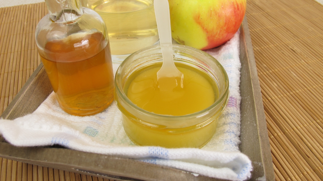 apple cider vinegar hair rinse